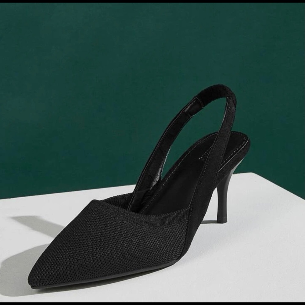 Black kitten heel pumps